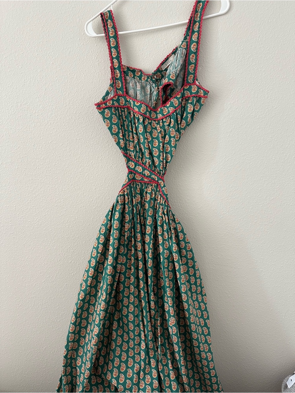 Doen Tasha Dress Green Sunrise Paisley Rare Cutout Printed Size XL - Picture 2 of 5